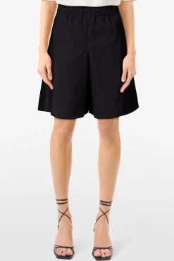 DAMES DRYKORN GROUND